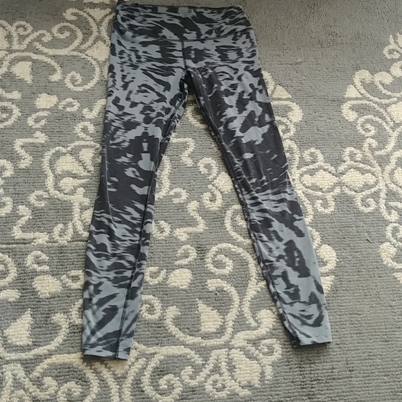 🤸NIKE DRY FIT LEGGINGS/Free Top - Picture 1 of 12